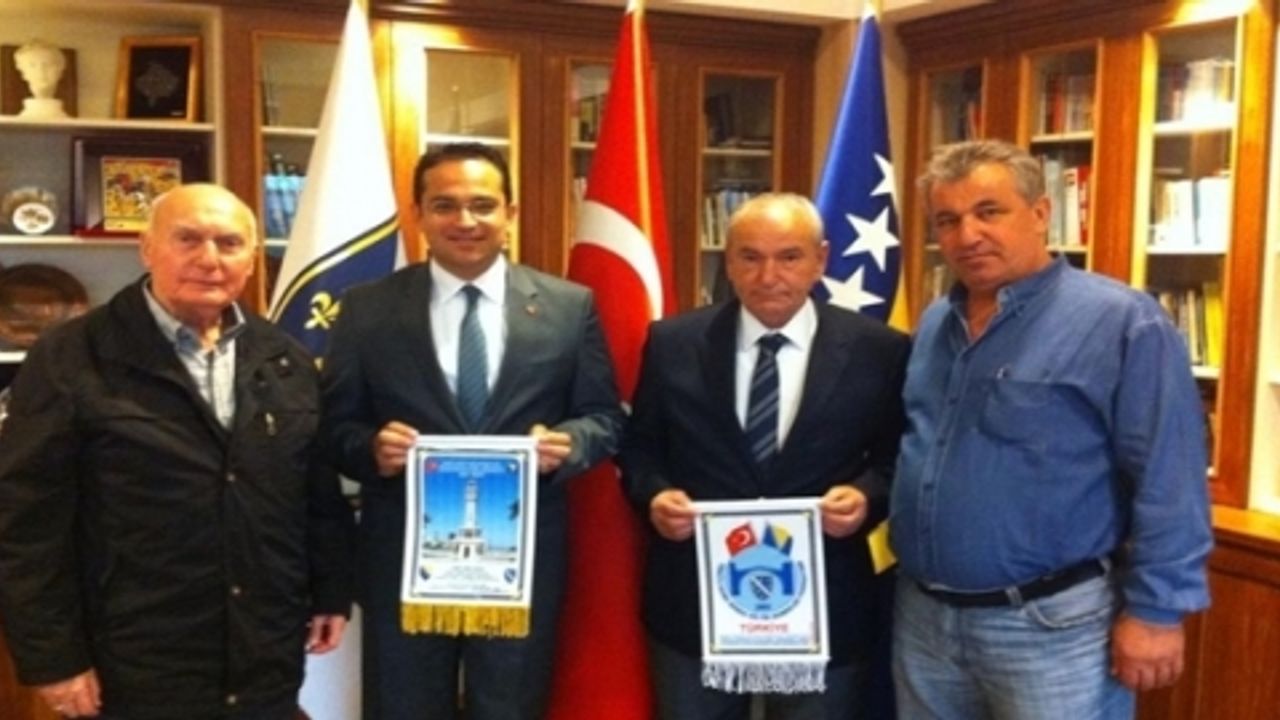 CHP Bornova Adayı Olgun Atila Birlik Çağrısı Yaptı