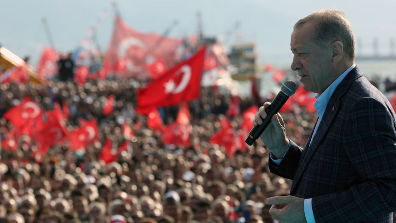 Erdoğan İzmir Mitinginde Muhalefete Yüklendi