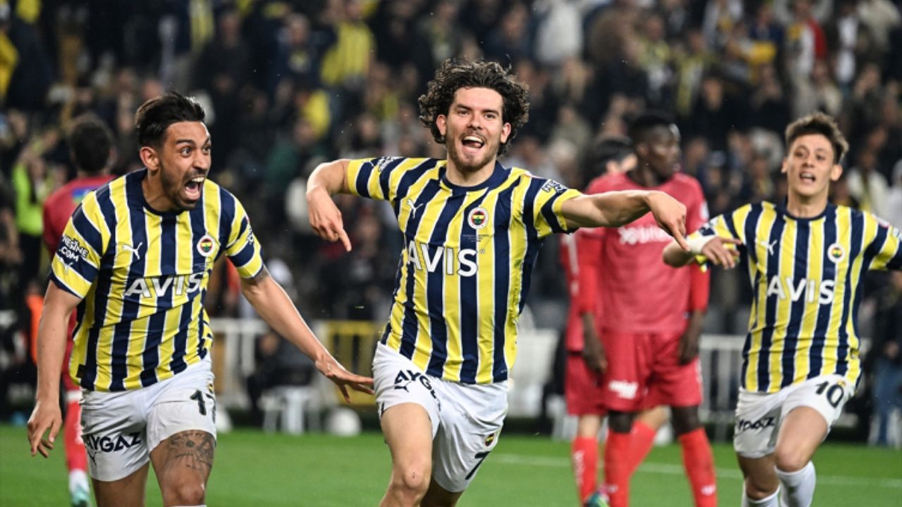 Kupanın İlk Finalisti Fenerbahçe