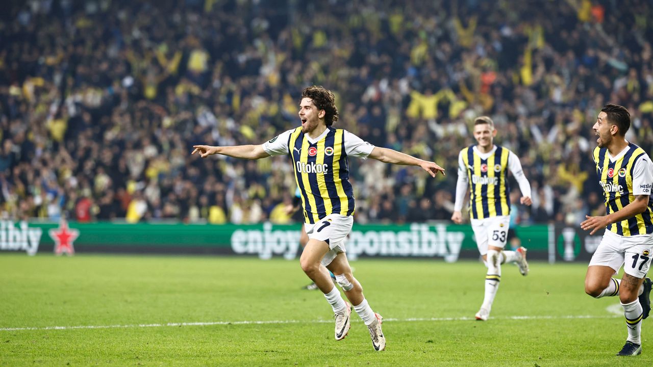 Fenerbahçe Grup Lideri Olarak Son 16'ya Yükseldi
