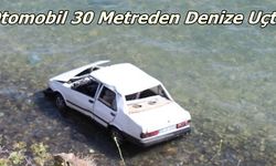 Otomobil 30 Metreden Denize Uçtu