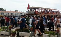 Ramazan Öncesi Foça'da Yoğunluk Yaşanıyor