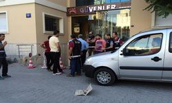 İzmir'de avukatlara şok operasyon