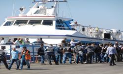 Anlaşması kapsamında 72 göçmen daha Dikili'de