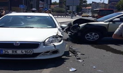 İzmir Alsancak da Trafik Kazası