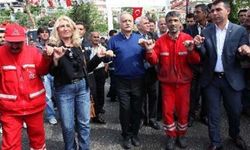 Başkan Karabağ 1 Mayıs'ta işçileri yalnız bırakmadı 