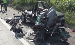 Sakarya'da Feci kaza: 3 ölü, 3 yaralı