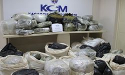 İzmir'de 424 kilogram kubar esrar maddesi ele geçirildi
