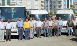 İzmir'de servis sürücülerinden S PLAKA tepkisi