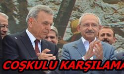 Kemal Kılıçdaroğlu'na, İzmir'de Coşkulu Karşılama