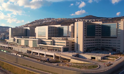 Bayraklı Şehir Hastanesi Hasta Kabulüne Başladı