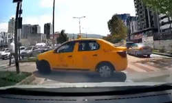 Yolu Uzatmak İstemeyen Taksi, Yaya Geçidini Kullandı