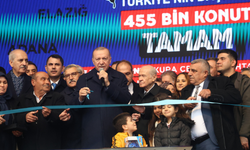 Cumhurbaşkanı Erdoğan: "Devletle Milleti Karşı Karşıya Getirmeye Çalışanların Hiçbirisi Yok. Ama Biz Buradayız"