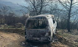 İzmir'de Genç Müteahhit Aracında Yanmış Olarak Bulundu