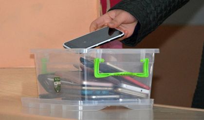 Okullarda cep telefonu yasağı teknoloji bağımlılığı riskini azaltıyor