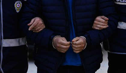 İzmir’de Peygamber Efendimiz (S.AV.) Hakaret Eden Yayıncı Tutuklandı