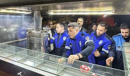 İzmir’de 300 TL’lik Çay Satanlara Müdahale