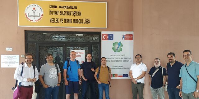 İzmir Avrupa Meslek Eğitim İş Birliği