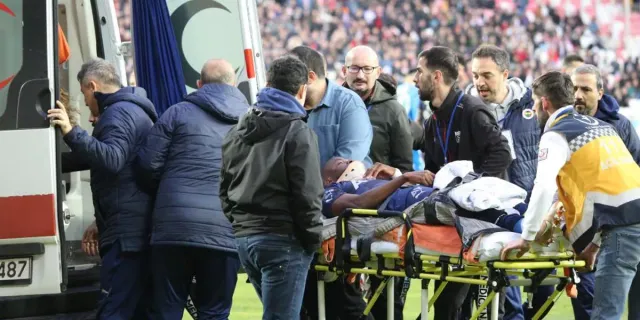 Enner Valencia Sivasspor Maçında Hastaneye Kaldırıldı!