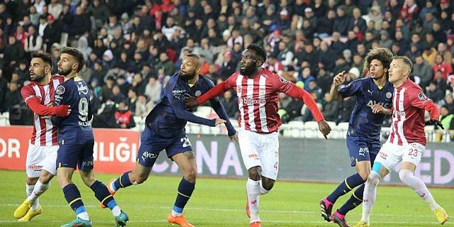 Fenerbahçe İstanbul'a Avantajlı Dönüyor