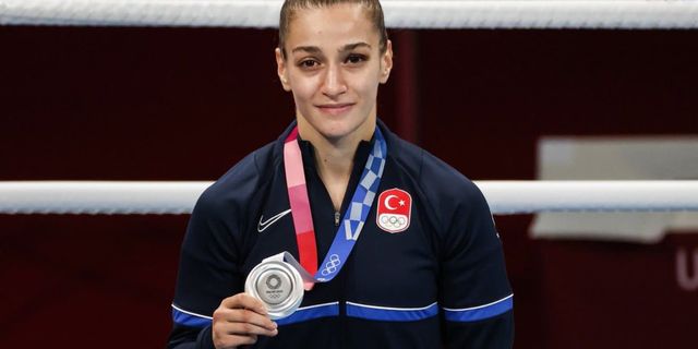 Buse naz Çakıroğlu Avrupa Şampiyonu