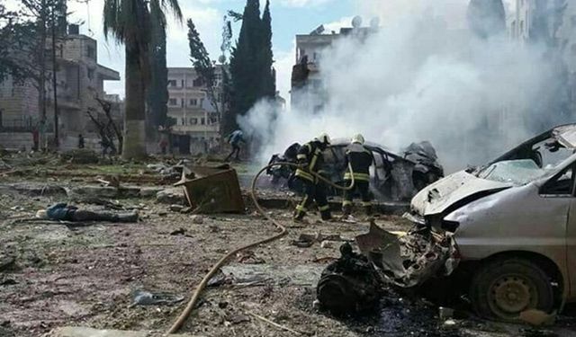 Suriye'de Gerilimi Azaltma Bölgesinde İki Bomba Yüklü Araç Patladı