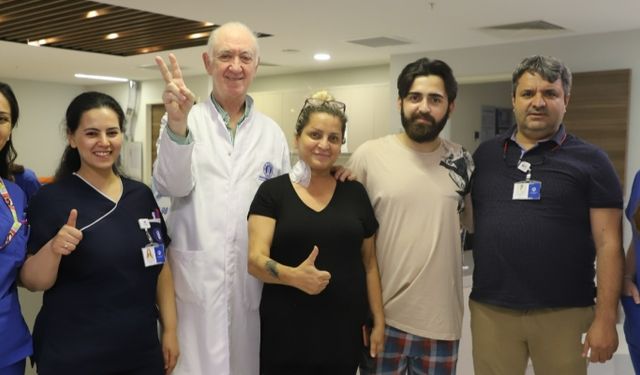 Ukrayna’daki Savaştan Kaçtı, Annesine Böbreğini Bağışladı!