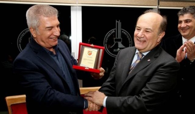 Başkan Durak'tan şampiyonlara "Teşekkür" yemeği 