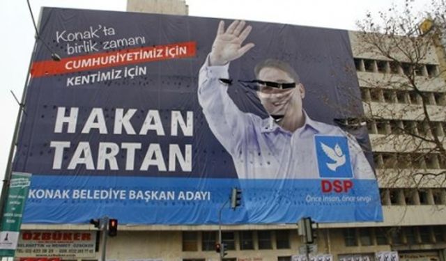 Hakan Tartan'ın seçim afişine saldırı
