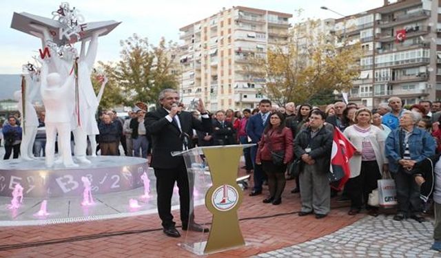 Karşıyaka'da Öğretmen Parkı Açıldı 