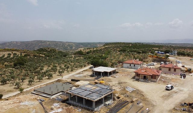 80 Köy Evi Depremzedelere Teslim Edilecek