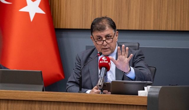 İzmir Büyükşehir Belediyesi memurlarının talebi mecliste görüşülecek