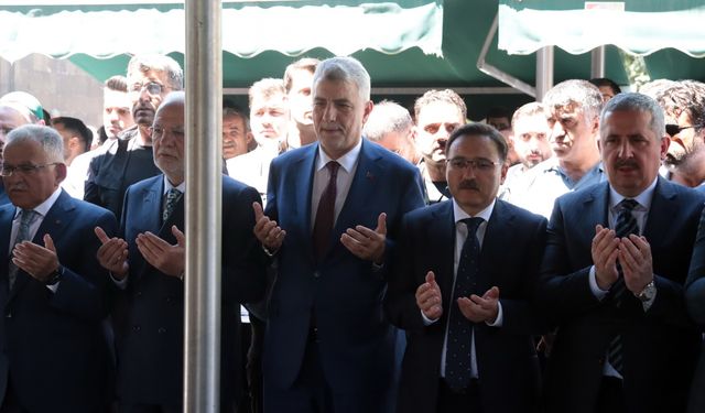 Yurt genelinde İsmail Haniye için gıyabi cenaze namazı kılındı