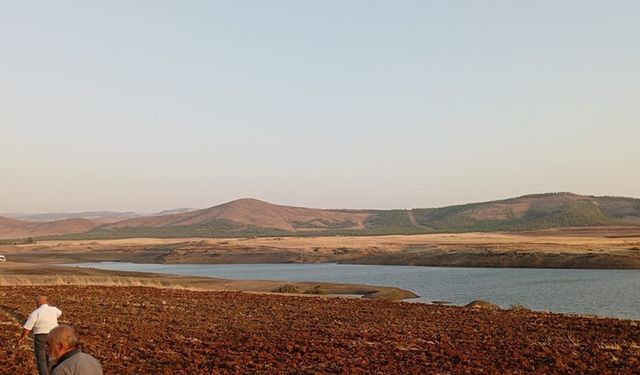 Serinlemek İçin Gölete Giren Baba-Kız Boğuldu