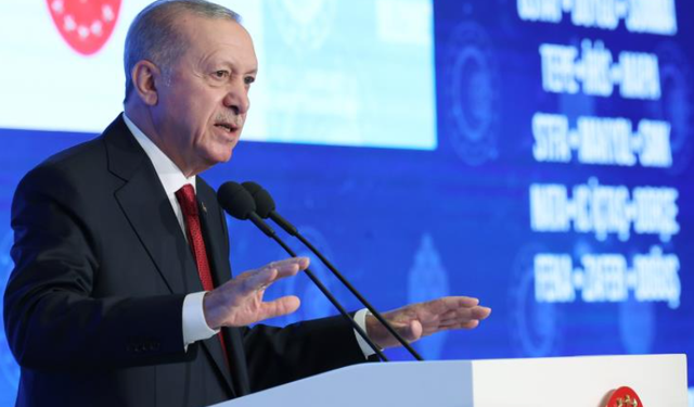 "İzmir Körfezi can çekişiyor"