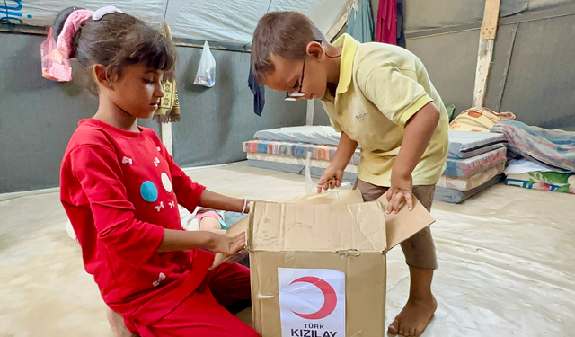 Türk Kızılay’dan kıtlığın eşiğindeki Gazze’ye gıda desteği