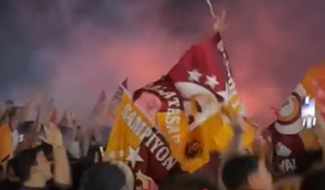 İzmir'de Şampiyonluk Kutlaması..