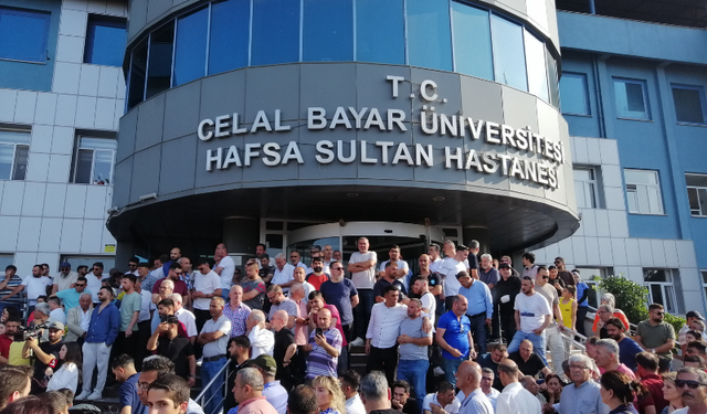 Manisa Büyükşehir Belediye Başkanı Ferdi Zeyrek Hayatını Kaybetti