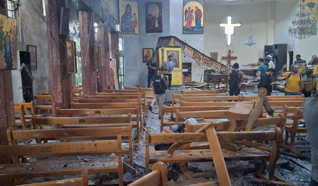 Suriye'de Kiliseye Düzenlenen Saldırıda 20 Kişi Hayatını Kaybetti
