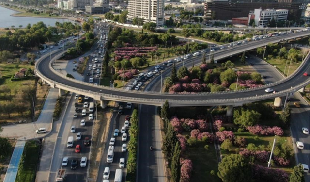 Göztepe Fenerbahçe Maçı Öncesi İzmir'de Bazı Yollar Kapatılacak