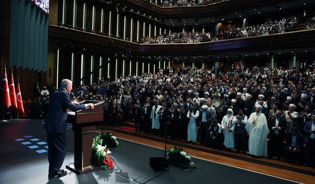 Netanyahu Denilen Gaddarın, Kâfirin O Kıyımına Asla Seyirci Kalamayız.