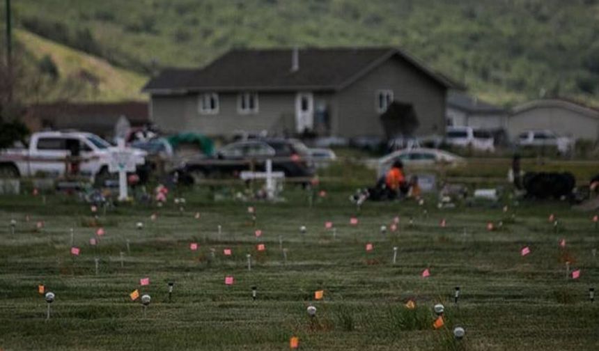 Kanada'da Toprağı Kazdıkça Katliam Gün Yüzüne Çıkıyor