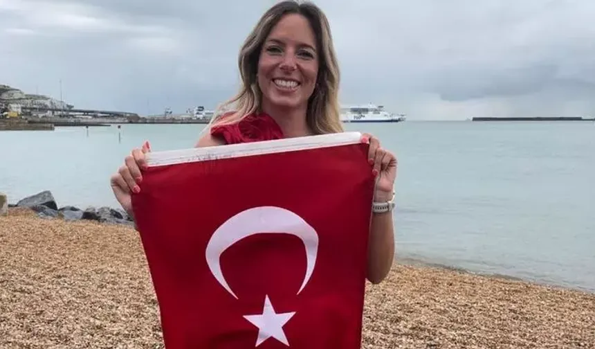 Manş Denizi'ni Yüzerek Geçen 5'inci Türk Kadını Oldu.