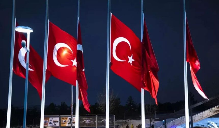 Türkiye'de 3 Günlük Yas İlan Edildi