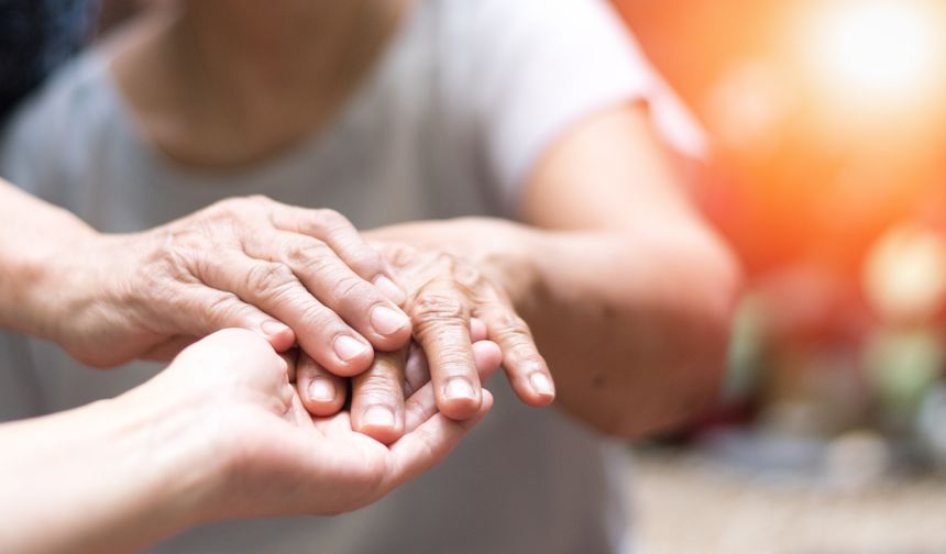 Parkinson hastalığı 20’li yaşlarda da görülebiliyor