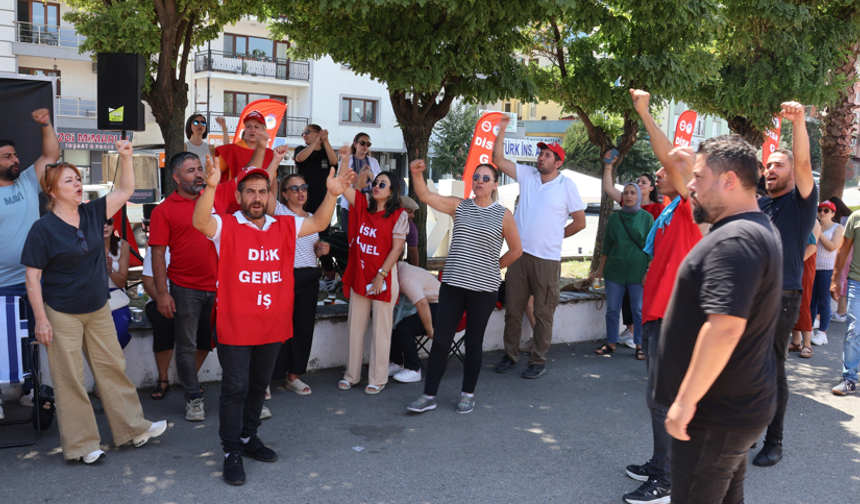 Belediye'den çıkarılan işçilerin eylemi sürüyor