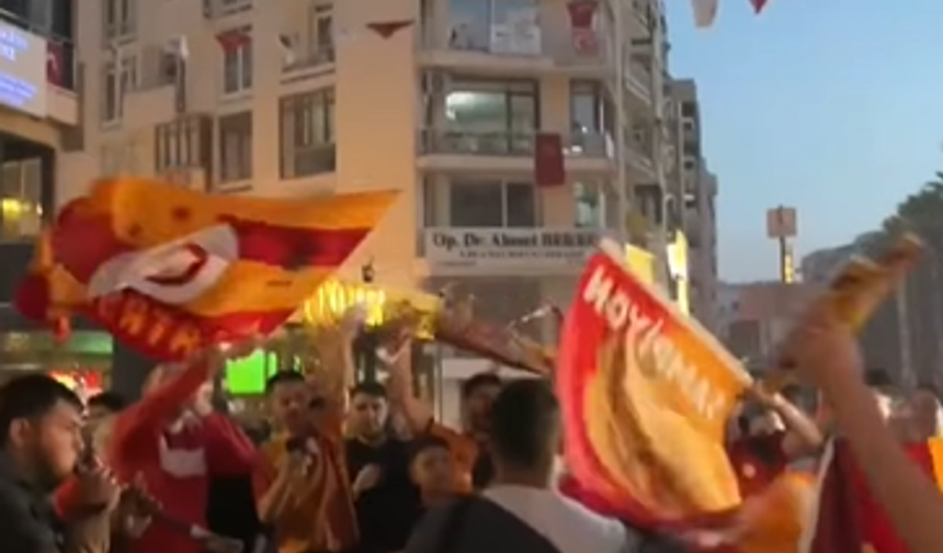 İzmir'de Şampiyonluk Kutlaması..