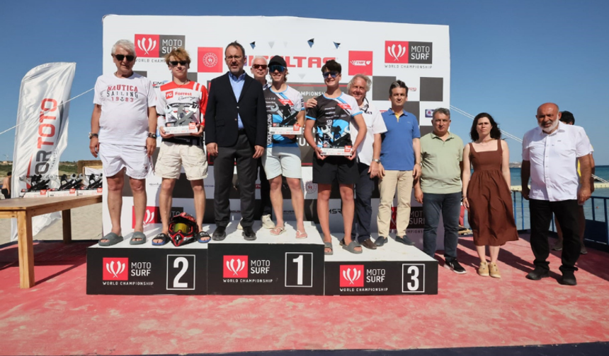 Dünya Motosurf Şampiyonası'nda Final Heyecanı Çeşme’de Yyaşandı