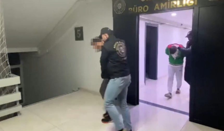 İzmir'de Öldürülen 65 Yaşındaki Kadının Katili Oğlu Çıktı