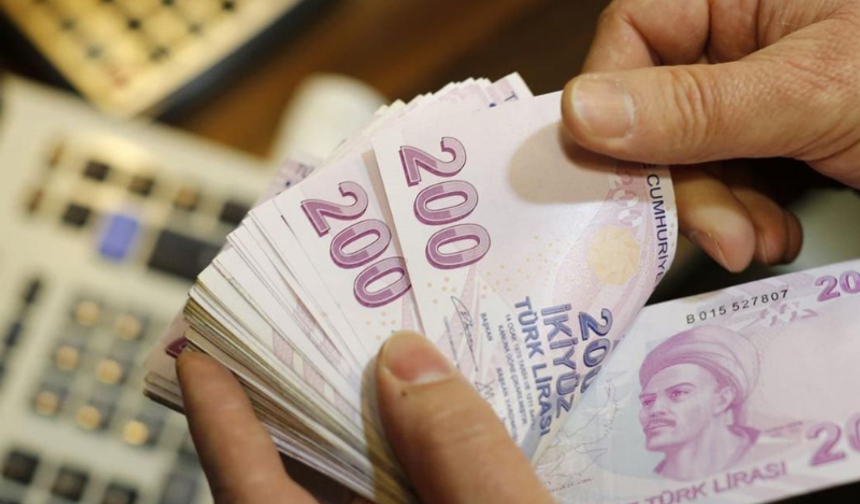 En Düşük Emekli Aylığının 20 Bin Liraya Yükseltilmesine İlişkin Madde, Genel Kurul'da Kabul Edildi.